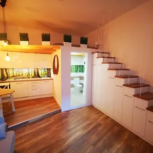 bpr-theater-homes-with-a-c.inbudapesthotels.com/